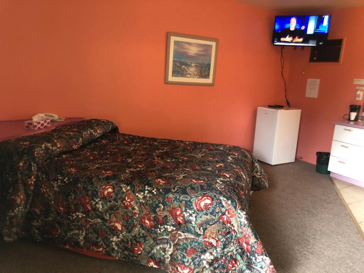 Motel Le Voyageur Сен-Жером Экстерьер фото