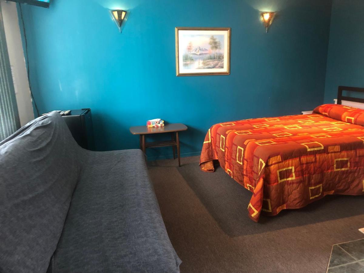 Motel Le Voyageur Сен-Жером Экстерьер фото