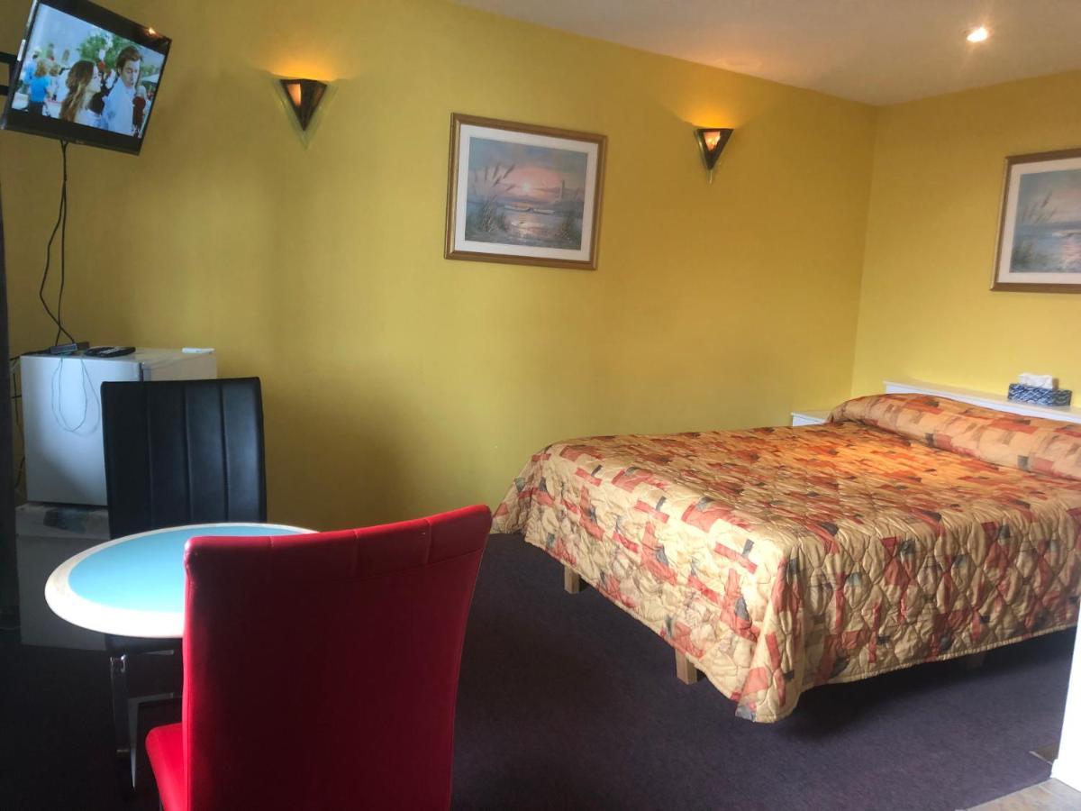 Motel Le Voyageur Сен-Жером Экстерьер фото