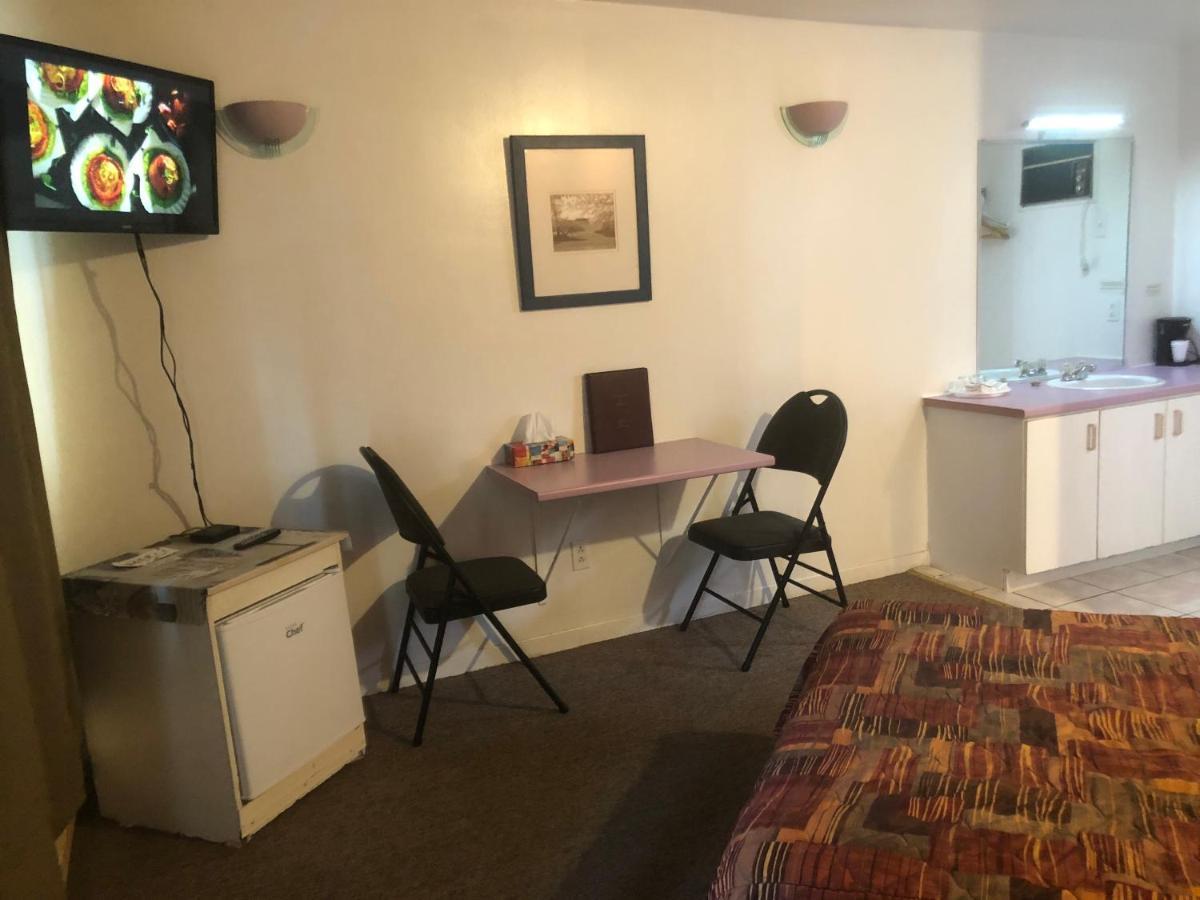 Motel Le Voyageur Сен-Жером Экстерьер фото