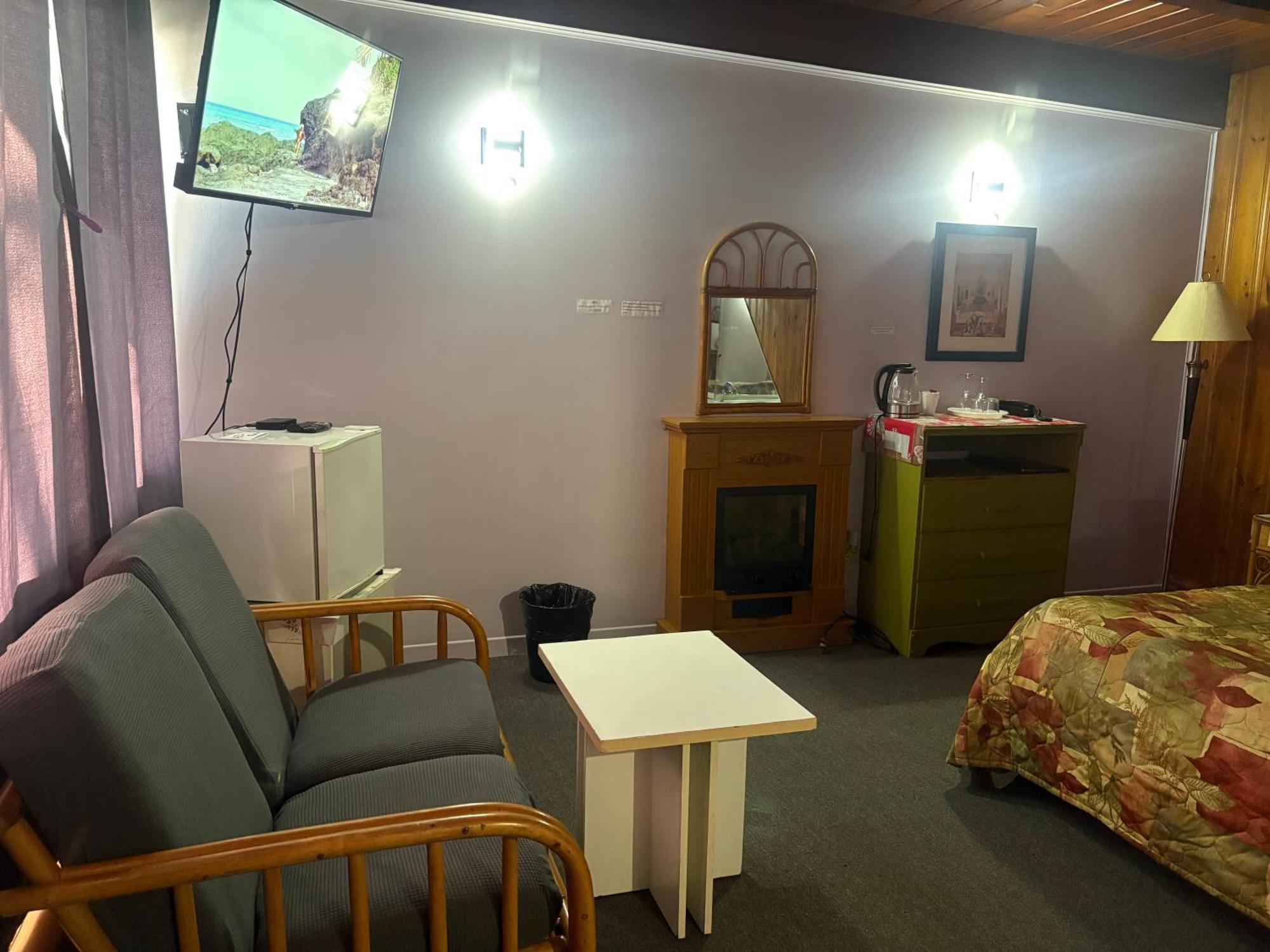 Motel Le Voyageur Сен-Жером Экстерьер фото
