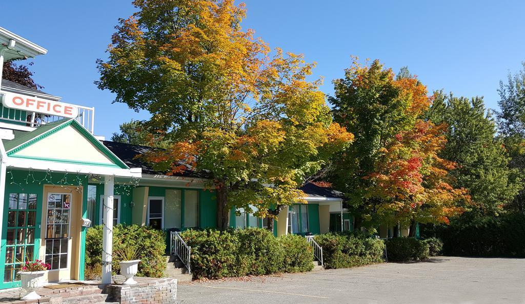 Motel Le Voyageur Сен-Жером Экстерьер фото