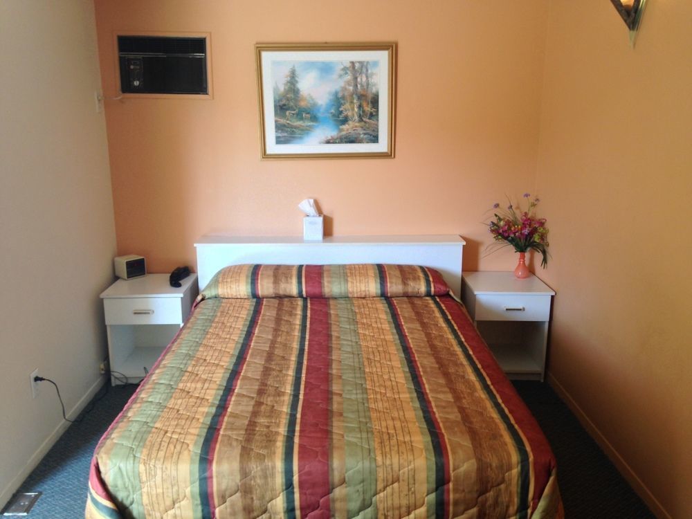 Motel Le Voyageur Сен-Жером Экстерьер фото